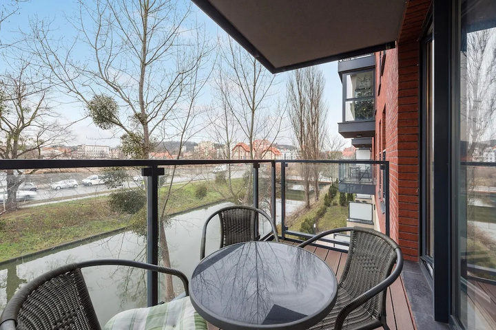 Terrace/Patio 6 of 14
