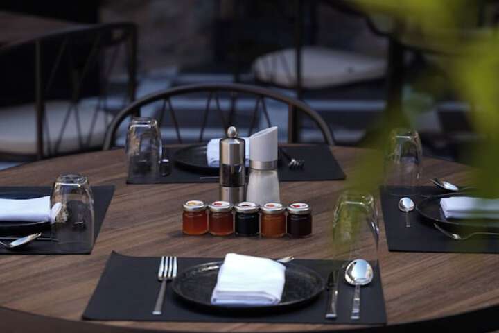 Breakfast/Coffee Service 161 of 206