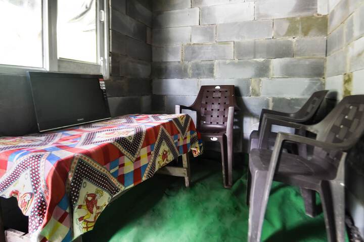 OYO 47035 Reva Camps