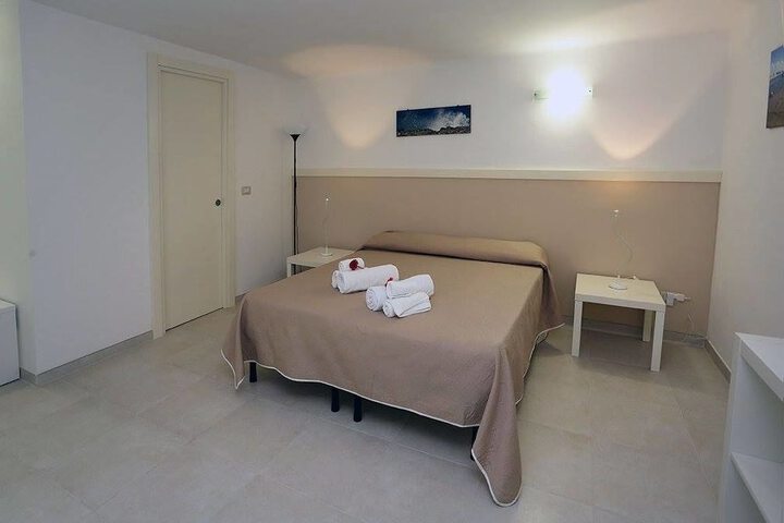 Room 17 of 26