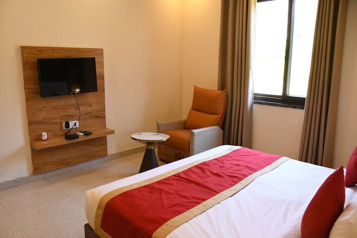 Room 43 of 86