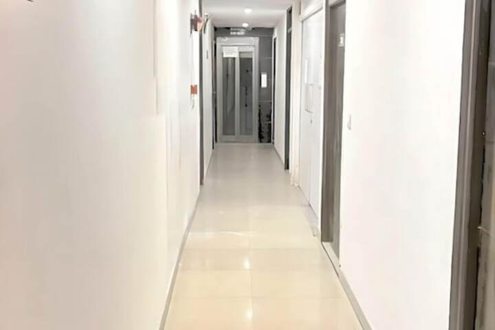 Hotel 5 of 5