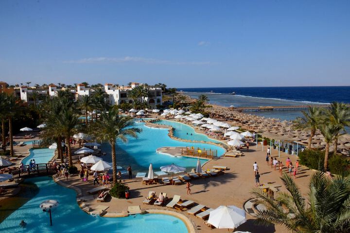 Pools & Facilities