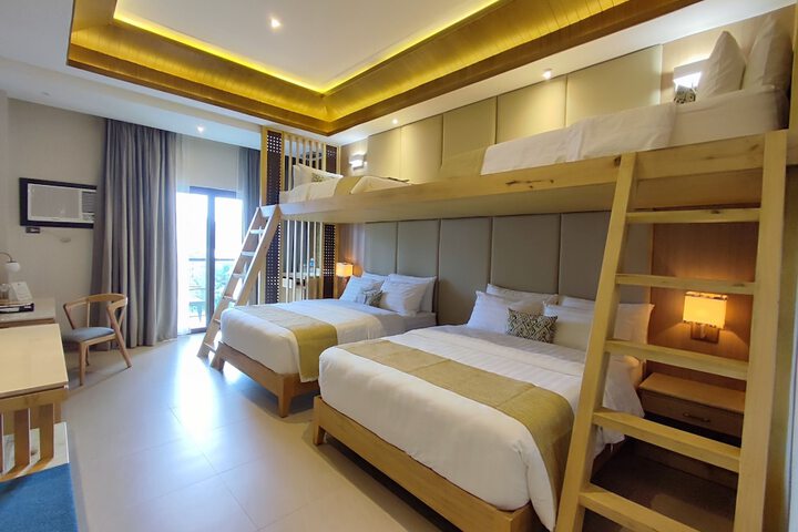 Room 12 of 113