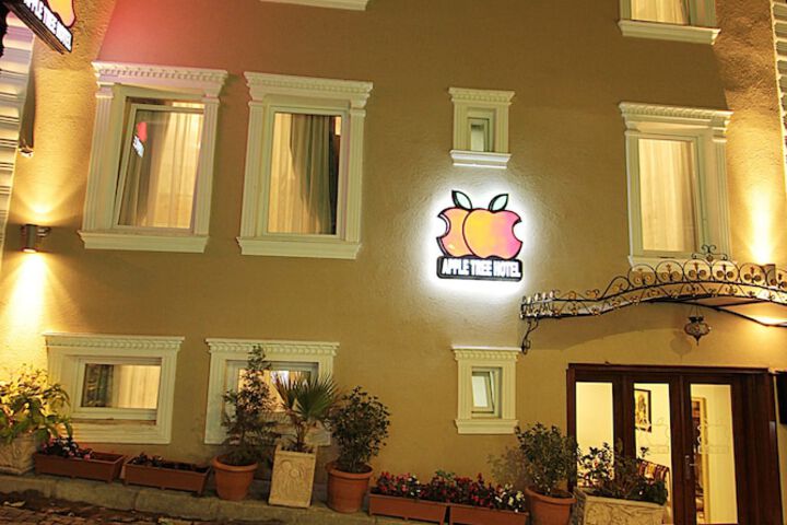 Hotel 64 of 67