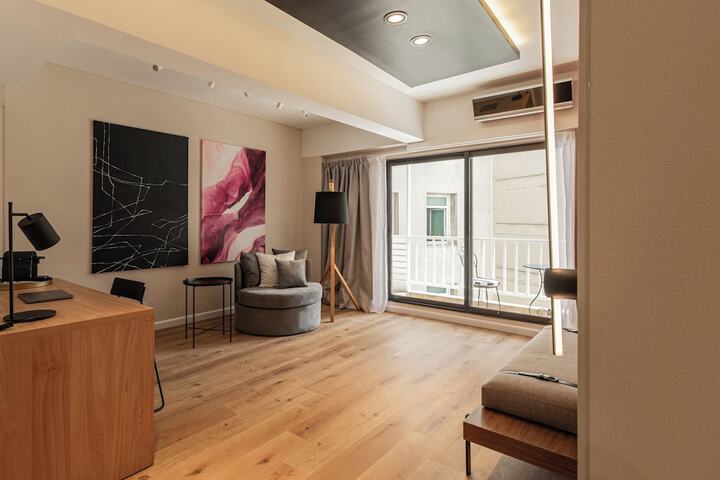 Room 49 of 76