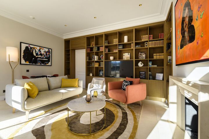 Room 33 of 50