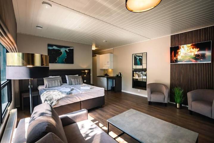 Room 10 of 43