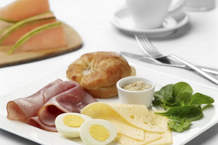 Breakfast meal