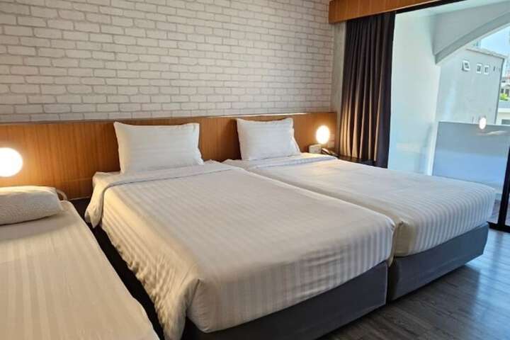 Room 21 of 110