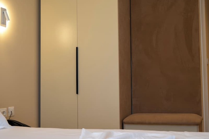 Room 69 of 135