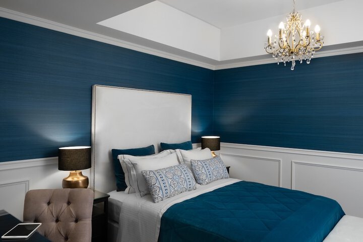 Room 8 of 63