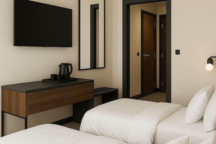 Room 8 of 47