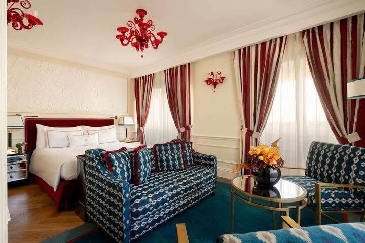 Room 34 of 90
