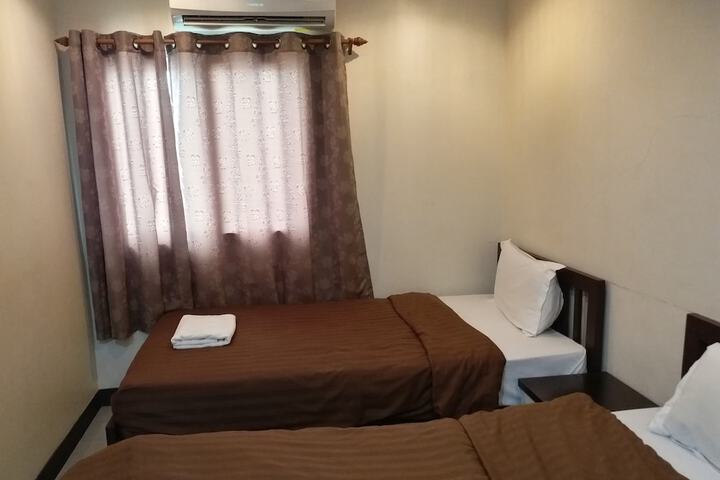 Room 40 of 68