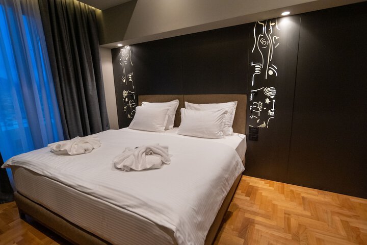 Room 30 of 163