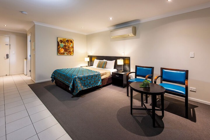 Room 10 of 40