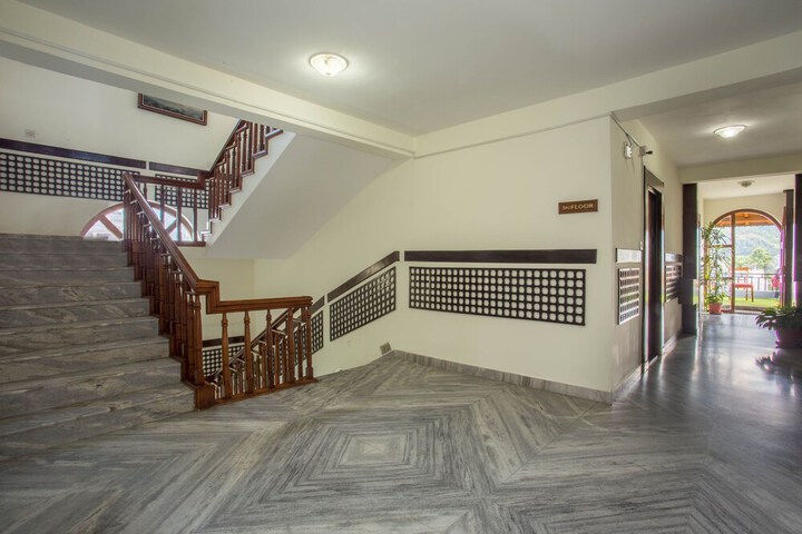 Hotel Interior 99 of 157
