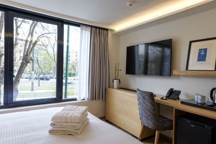 Room 20 of 74