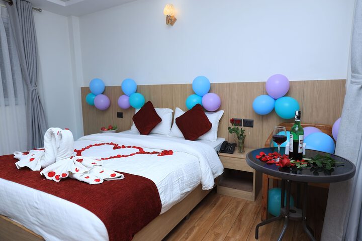 Room 4 of 23