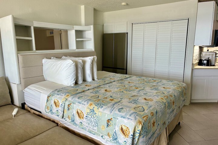 Room 43 of 79