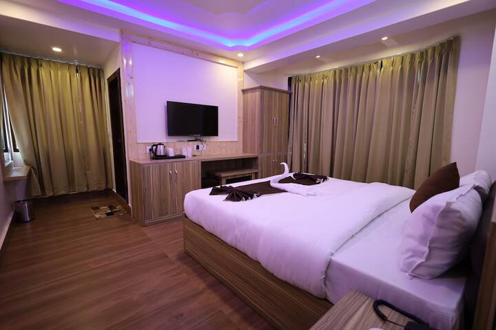 Room 16 of 24