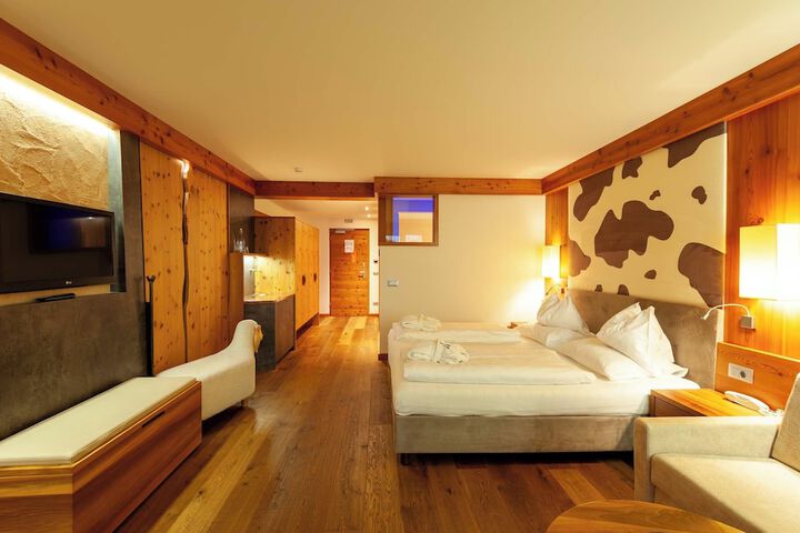 Room 18 of 154