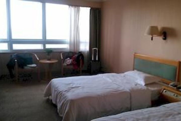 Room 19 of 70