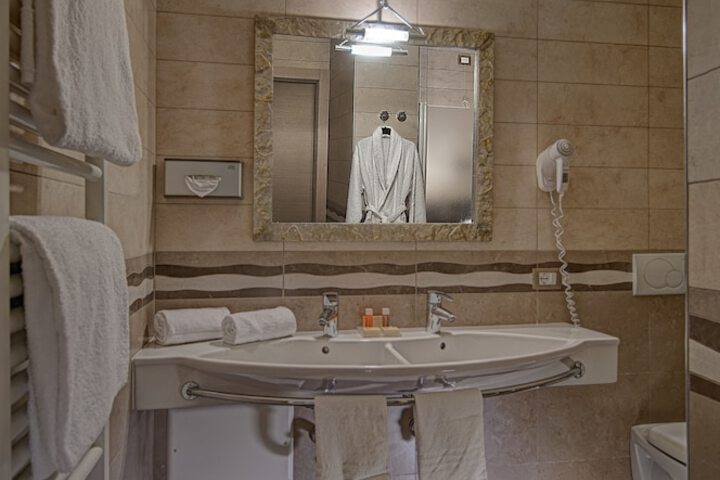 Bathroom Interior Photo