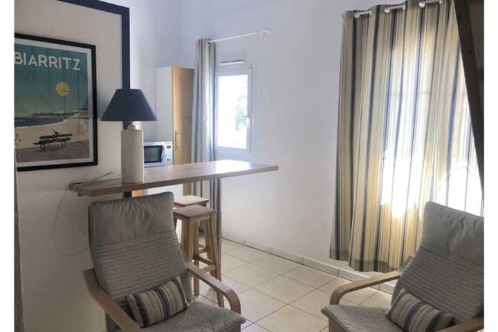 Room 2 of 16