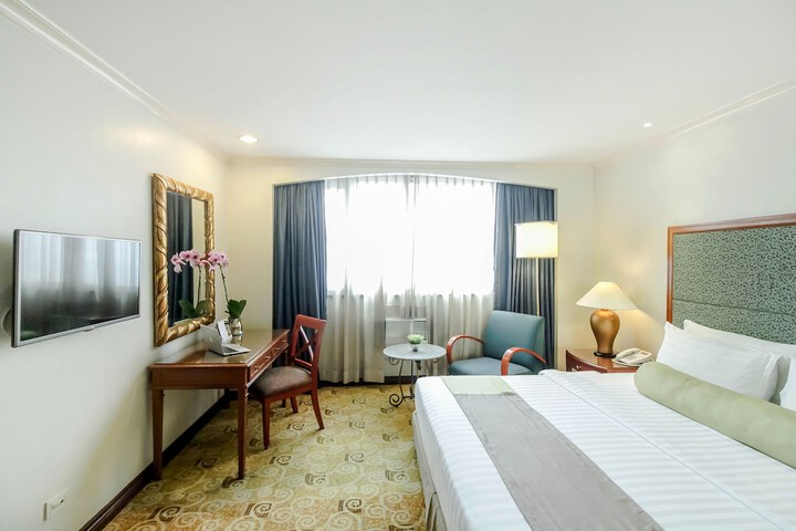Room 8 of 69