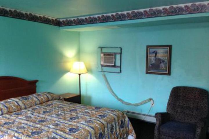 Mona Lisa Motel