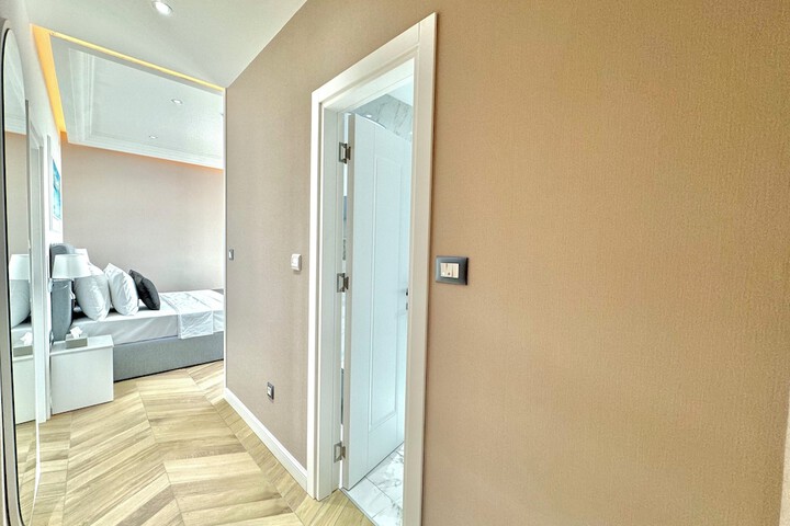 Room 13 of 60