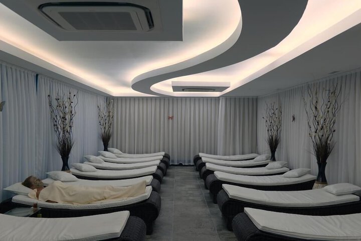 Spa 31 of 76