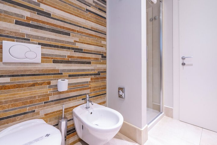Clean Restrooms