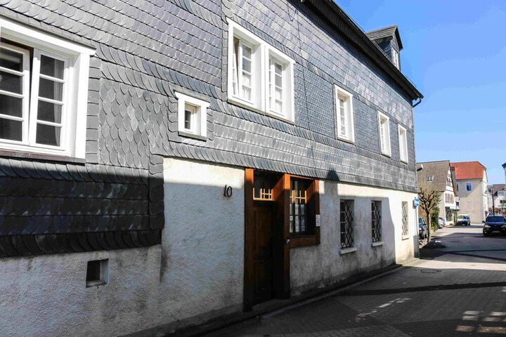 Photo 8