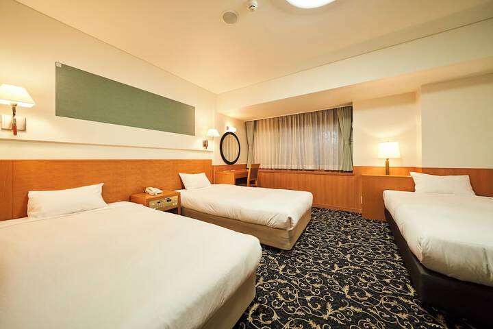 Room 29 of 152
