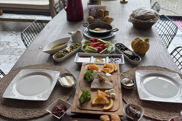 Dining 52 of 69