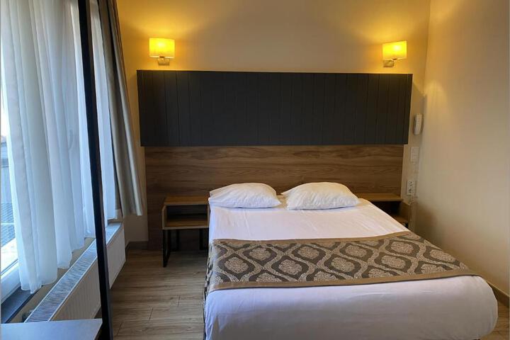 Hotel Prestige