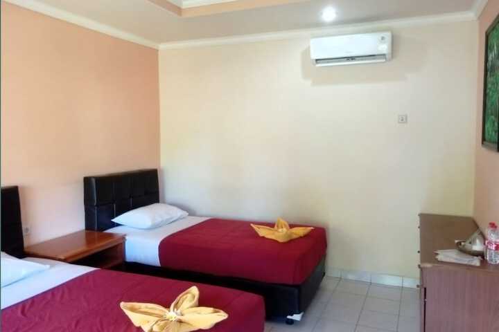Room 10 of 47