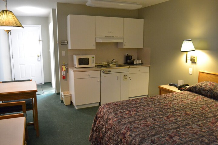 Room 2 of 13