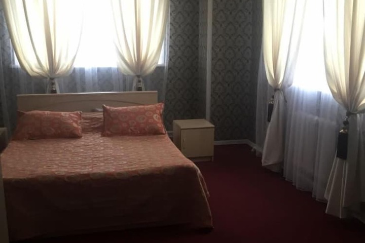 Room 17 of 41