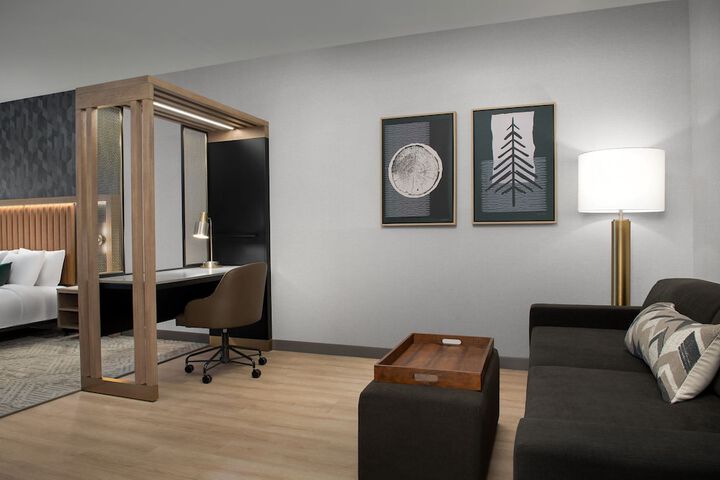 Room 13 of 54