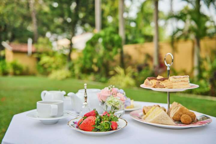 Breakfast/Coffee Service 18 of 34
