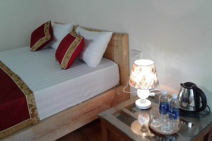 Room 10 of 22