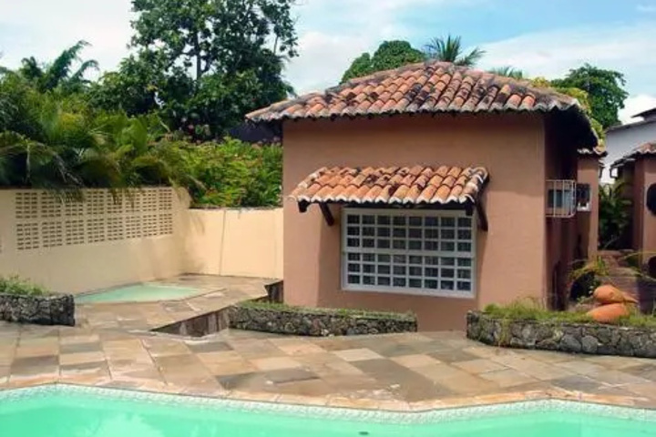 Pool 8 of 12