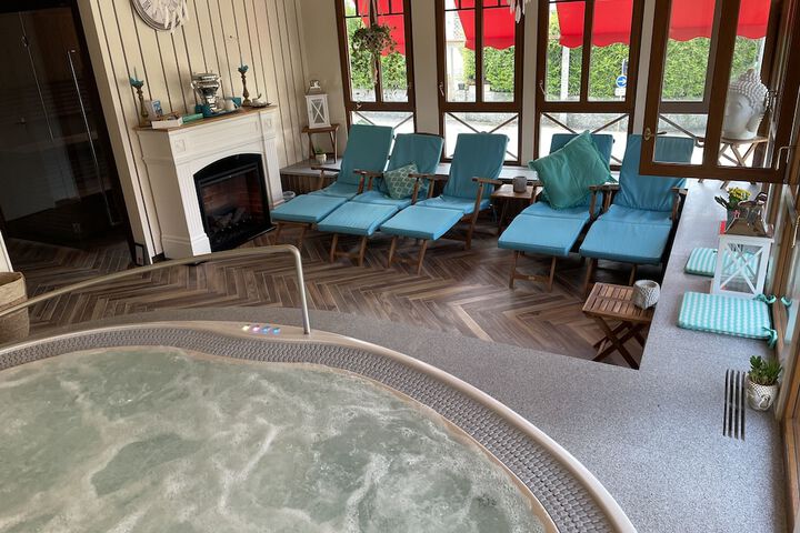 Spa 28 of 47