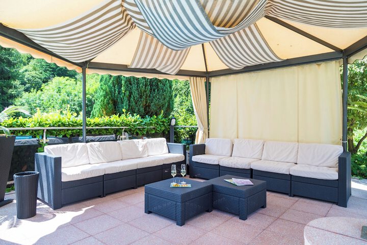 Terrace/Patio 30 of 31
