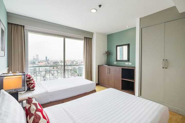 Room 15 of 92