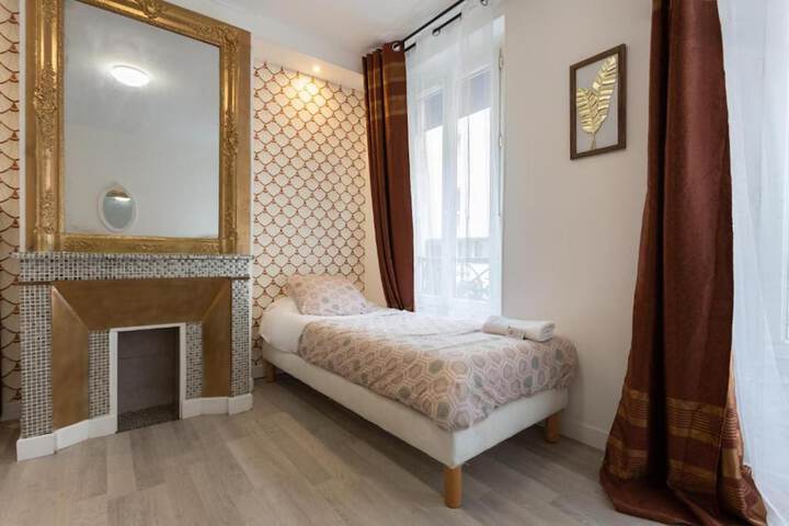 Room 15 of 91